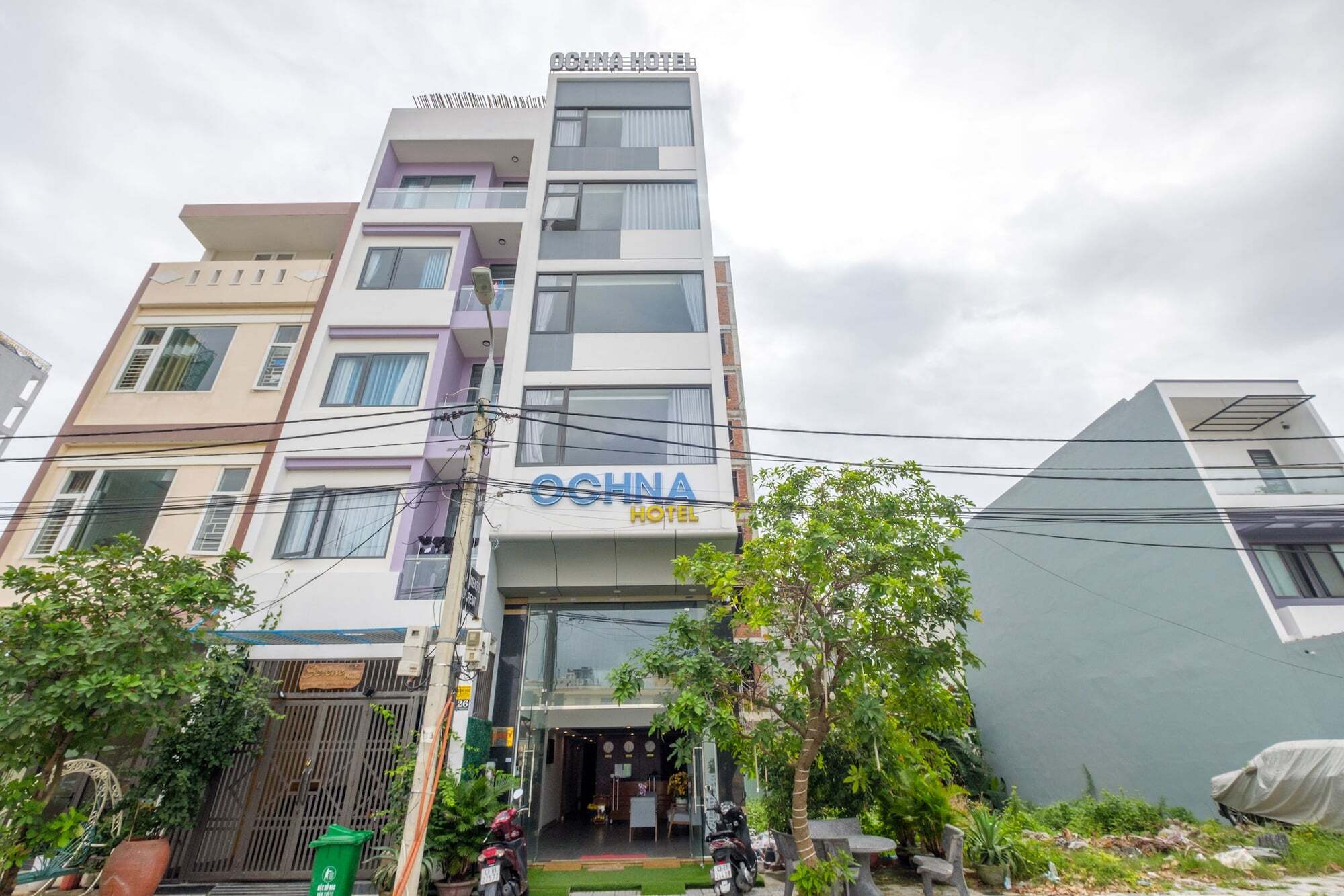Khach San Gia Tot Da Nang Peaceful Hostel Exterior photo
